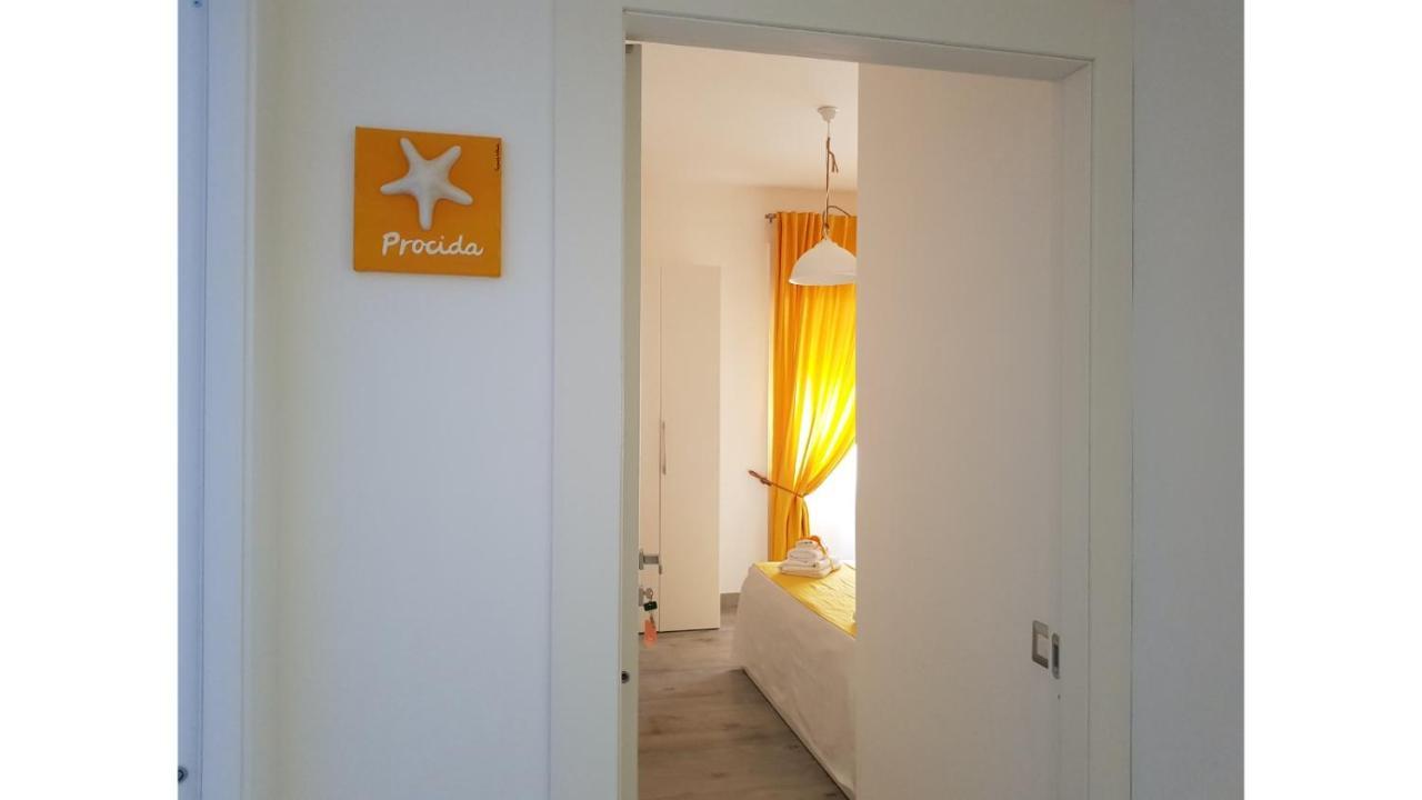 Bed and Breakfast #Zonaporto à Naples Extérieur photo