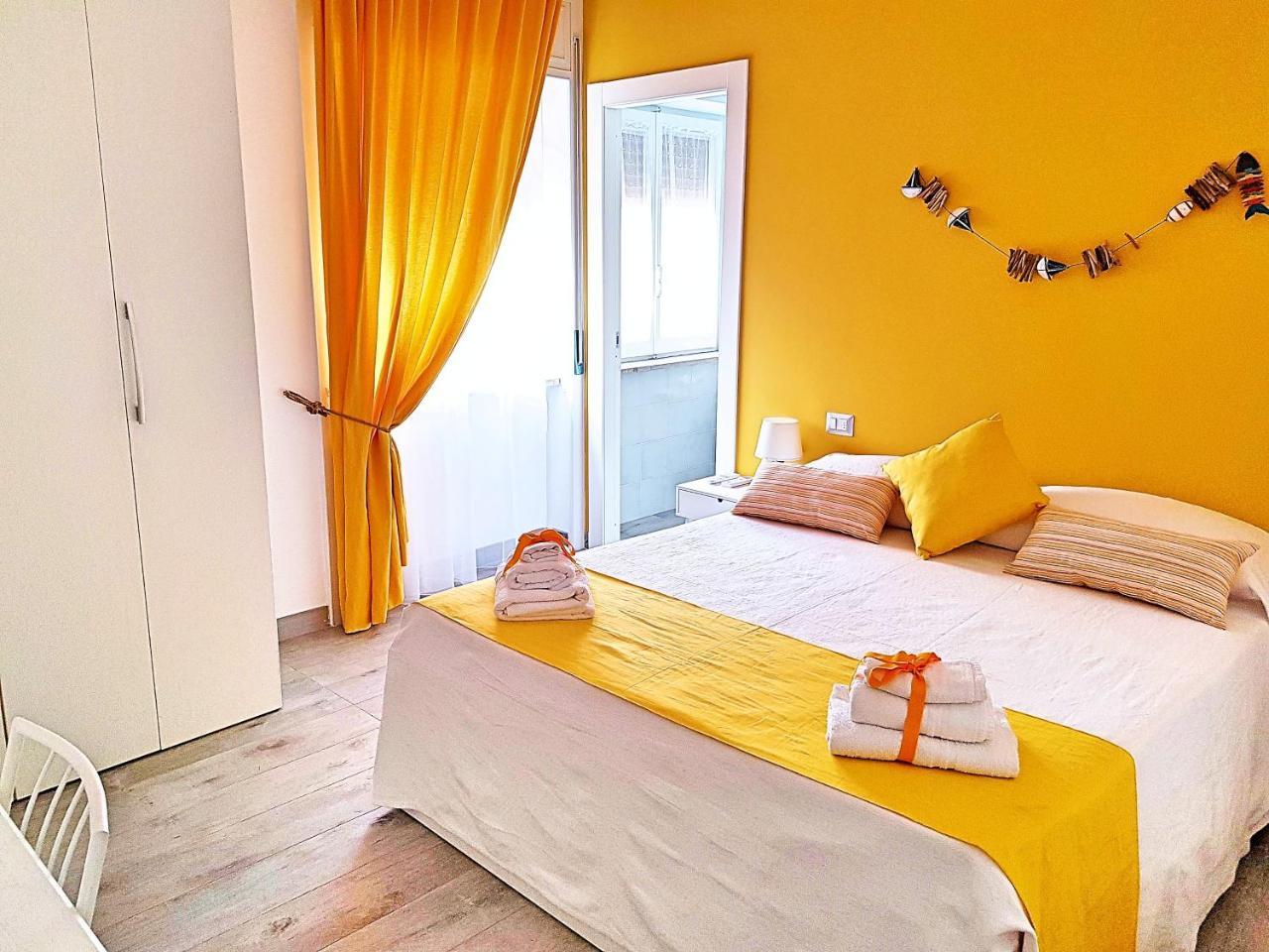 Bed and Breakfast #Zonaporto à Naples Extérieur photo