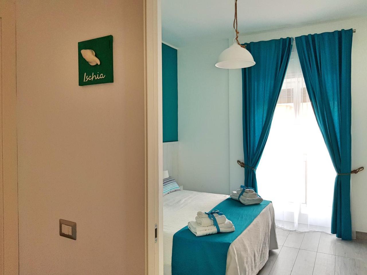 Bed and Breakfast #Zonaporto à Naples Extérieur photo